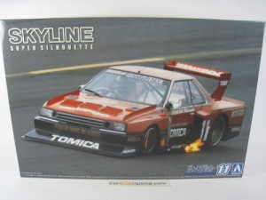 NISSAN SKYLINE SUPER SILHOUETTE KDR30 1982 1/24 AOSHIMA (KIT ASSEMBLY)