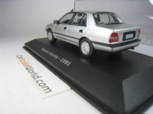 NISSAN SUNNY SEDAN 1992 1/43 IXO HACHETTE (SILVER)