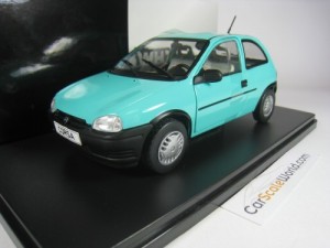 OPEL CORSA B 1993 1/24 WHITEBOX (TURQUISE)