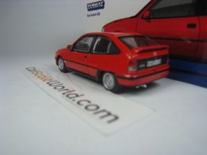 OPEL KADETT GSI 1/64 TARMAC (RED)