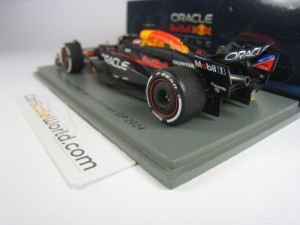 ORACLE RED BULL RACING RB20 WINNER BAHRAIN GP 2024 MAX VERSTAPPEN 1/43 SPARK