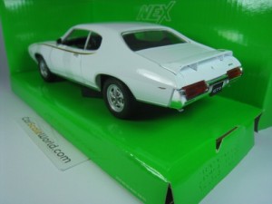 PONTIAC GTO 1969 1/24 WELLY (WHITE)