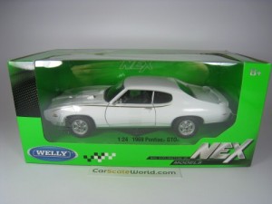 PONTIAC GTO 1969 1/24 WELLY (WHITE)