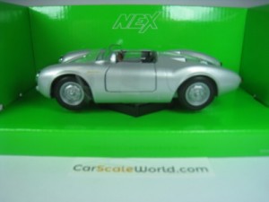 PORSCHE 550 SPYDER 1/24 WELLY (SILVER)