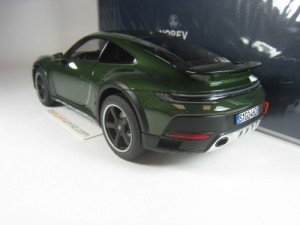 PORSCHE 911 DAKAR 2023 1/18 NOREV (OAK GREEN METALLIC)