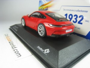 PORSCHE 911 GT3 TOURING PACKAGE (992) 1/43 SOLIDO (GUADS RED)