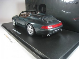 PORSCHE 911 SPEEDSTER (993) 1994 1/18 GT SPIRIT (GREEN)