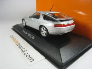 PORSCHE 928 GTS 1991 1/43 MAXICHAMPS (SILVER METALLIC)