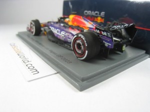 RED BULL RACING RB19 WINNER LAS VEGAS GP 2023 MAX VERSTAPPEN 1/43 SPARK