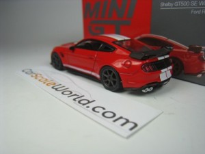 SHELBY GT500 SE WIDEBODY 1/64 MINI GT (FORD RACE RED)