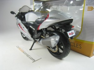 SUZUKI HAYABUSA 2022 1/12 MAISTO (SILVER)