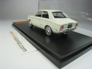 TOYOTA COROLLA 1100 DX 1966 1/43 ALMOST REAL - HACHETTE (WHITE)