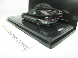 TOYOTA COROLLA AE86 LEVIN 1/64 INNO64 (BLACK/GREY)