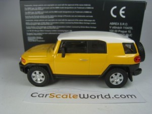 TOYOTA FJ CRUISER 1/43 CARARAMA (YELLOW)