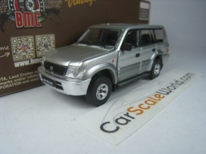 TOYOTA LAND CRUISER LC95 1/64 BM CREATIONS (SILVER)