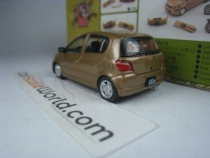 TOYOTA YARIS 1998 1/64 BM CREATIONS (GOLDEN METALLIC)