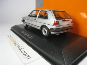 VOLKSWAGEN GOLF GTI MK2 1985 1/43 MAXICHAMPS (SILVER)