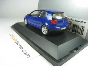 VOLKSWAGEN GOLF V 1/43 SCHUCO (BLUE)