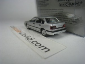 VOLVO 850 1994 1/87 MINICHAMPS (SILVER)