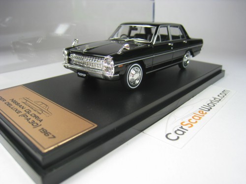 NISSAN GLORIA SUPER DELUXE 1967 1/43 ALMOST REAL - HACHETTE (BLACK)