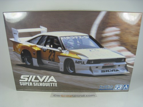 NISSAN SILVIA SUPER SILHOUETTE KS110 1982 1/24 AOSHIMA (KIT ASSEMBLY)