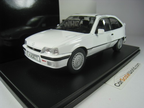 OPEL KADETT GSI 1985 1/24 WHITEBOX (WHITE)