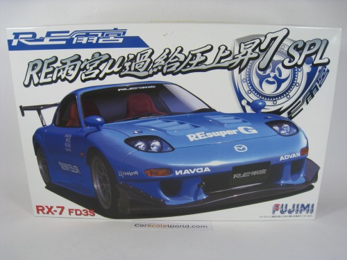 RE-AMEMIYA MAZDA RX-7 FD3S 1/24 FUJIMI (KIT ASSEMBLY)