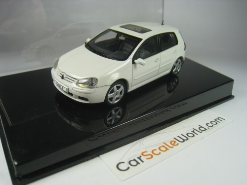 VOLKSWAGEN GOLF V 5 DOORS 1/43 AUTOART (WHITE)