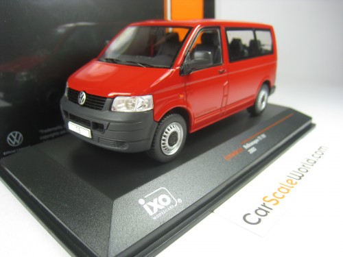 VOLKSWAGEN T5 TRANSPORTER 2003 1/43 IXO (RED)